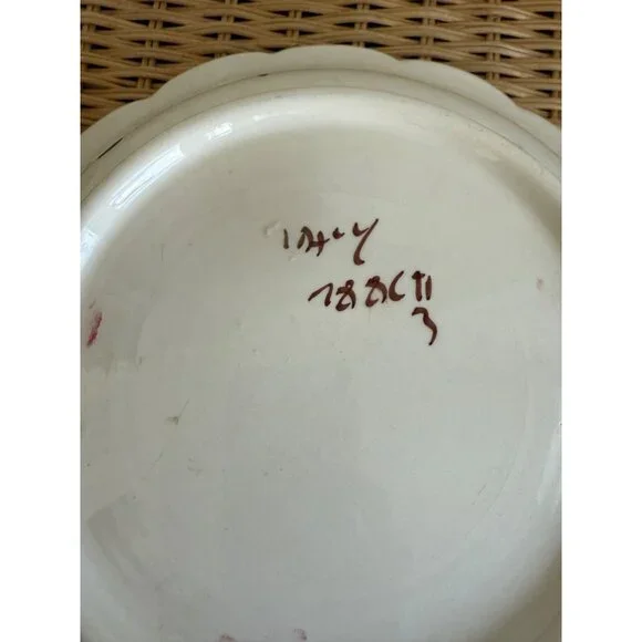 Vintage 60's Italian Art Pottery Hand Painted Fruit/Pasta Bowl 11" - Picture 4 of 10